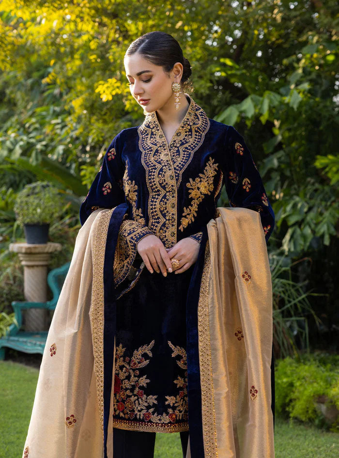 RT1217-Winter 3-Piece Unstitched Heavy Embroidered Velvet Suit