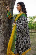 RT1265-Charizma - Winter 3PC Karandi Digital Print Dress