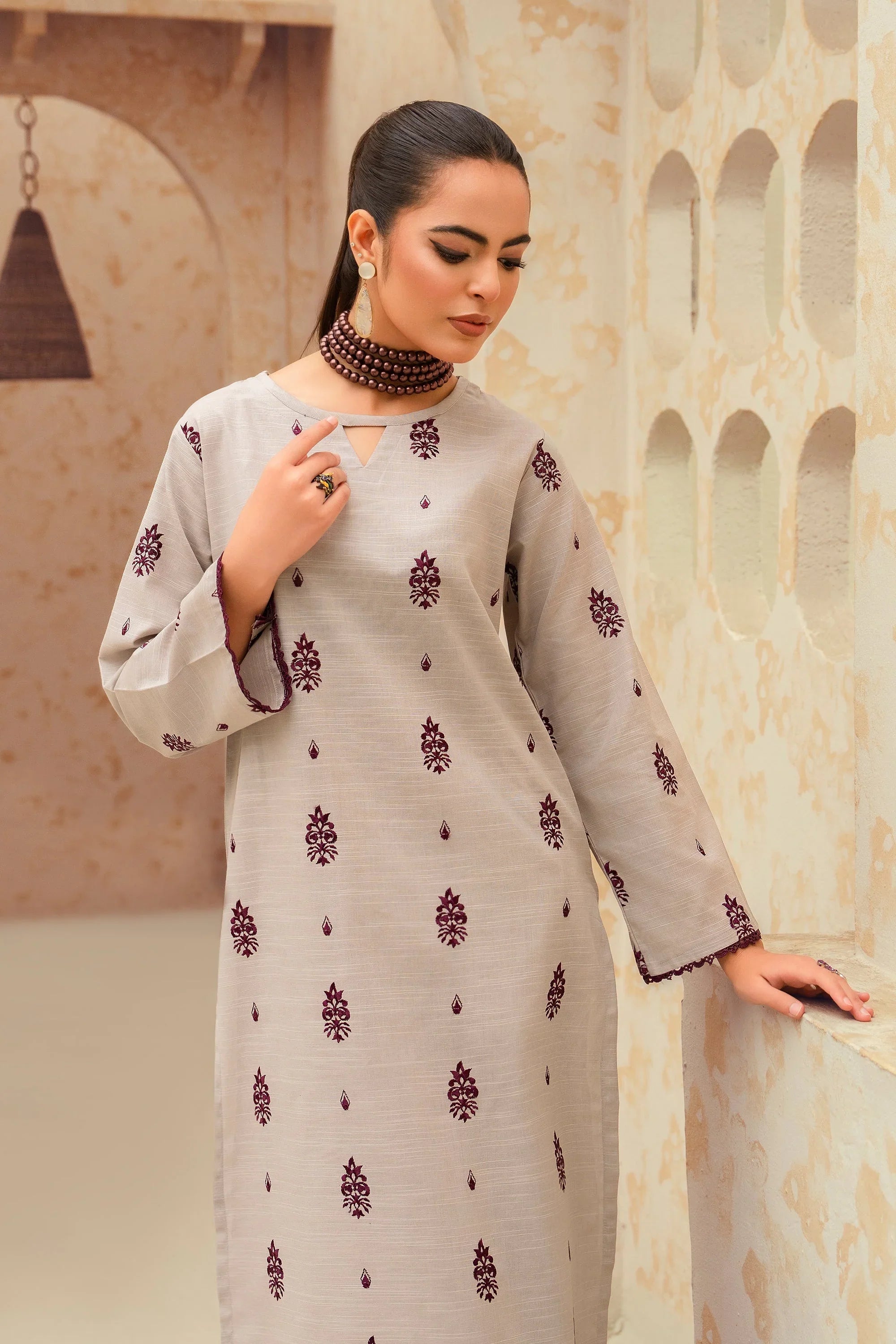RT1245-Jazmin -winter 3pc Embroidered Suit