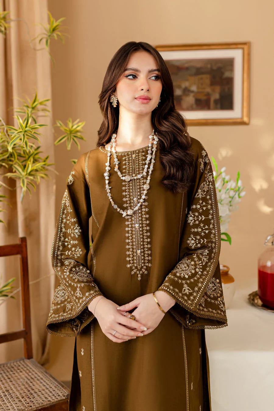 RT1234-Batik - Winter 2PC Dhanak Embroidered Suit