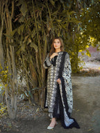 RT1997-Sapphire - Winter 3PC Karandi Digital Print Dress