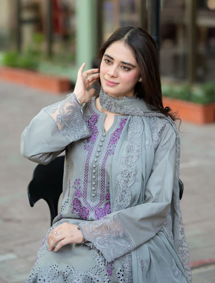 RT940 - Mushq - 3PC Lawn ChickenKari Embroidered Suit