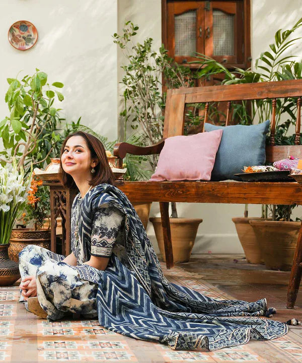 RT949 - Faiza Saqlain 3PC Lawn Printed Suit