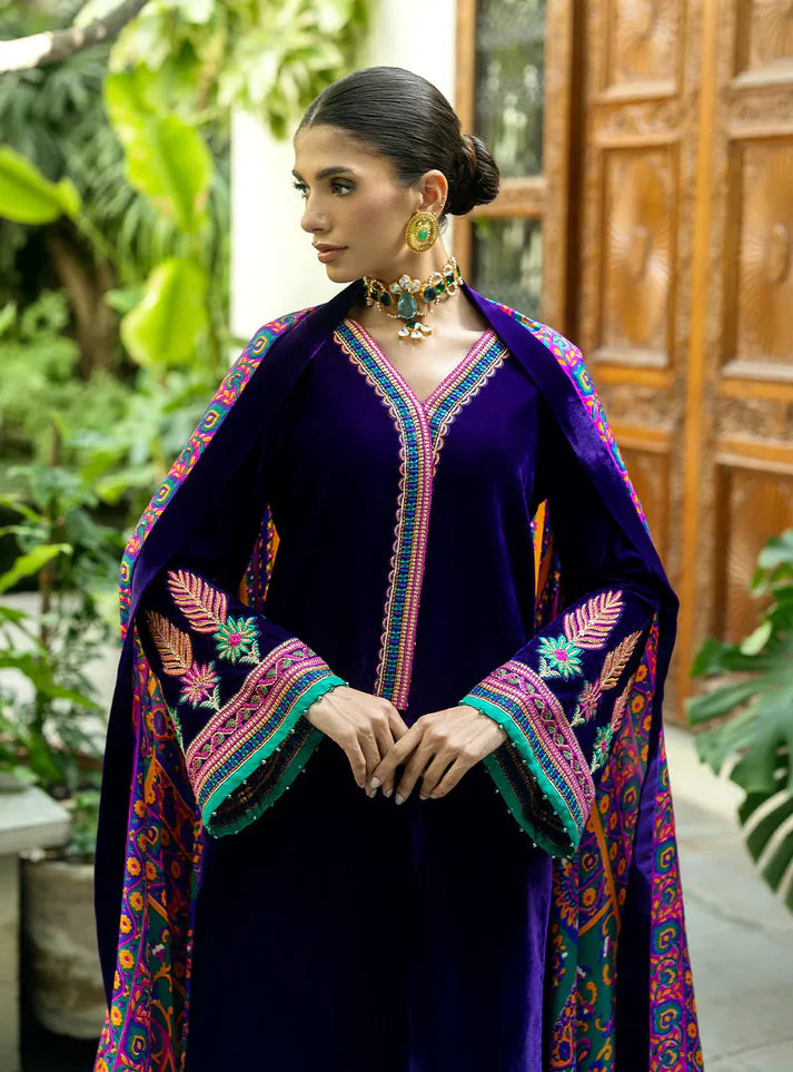 RT1212-Charizma EmbroideredWinter Velvet 3piece suit