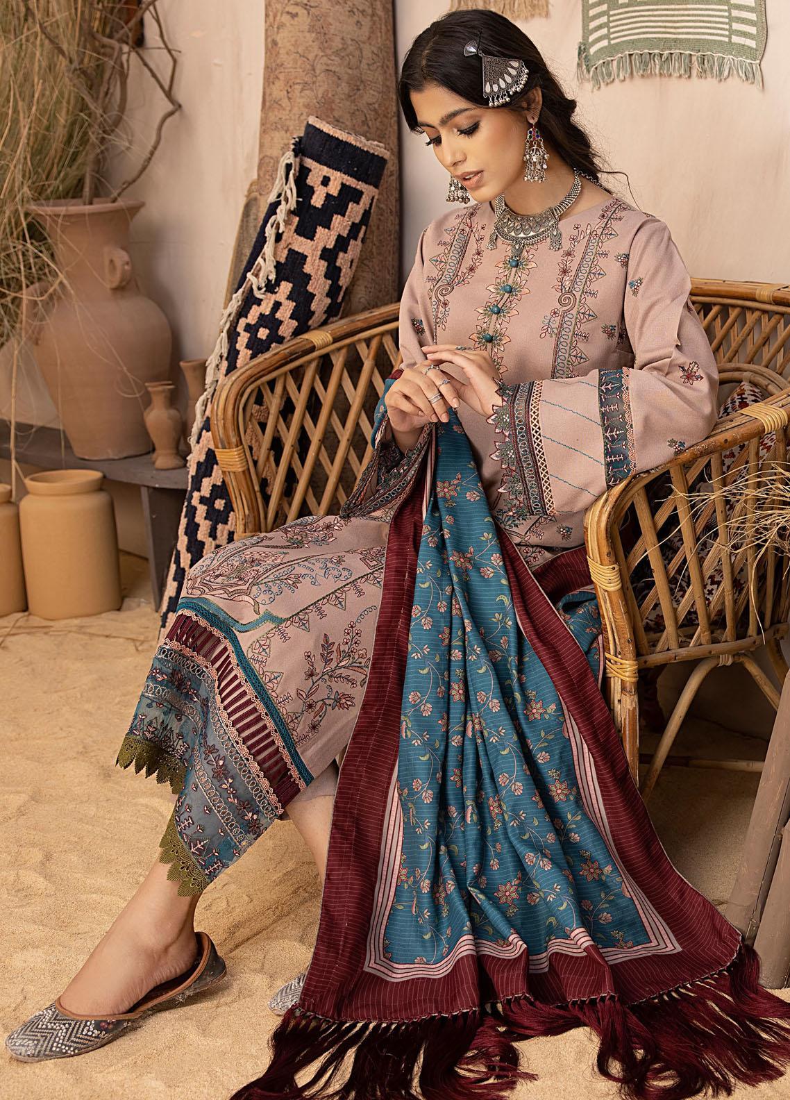 RT1236-Bin ilyas - Winter 3PC Dhanak Embroidered Suit