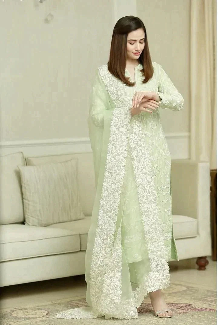 Bareeze - 3PC Lawn Heavy Embroidered Shirt With Organza Embroidered Dupatta -RT423